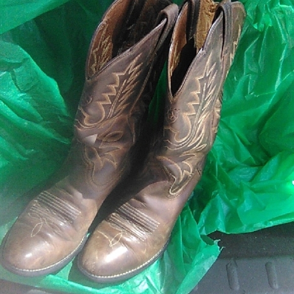 Ariat Tan Leather Boots - Picture 1 of 6